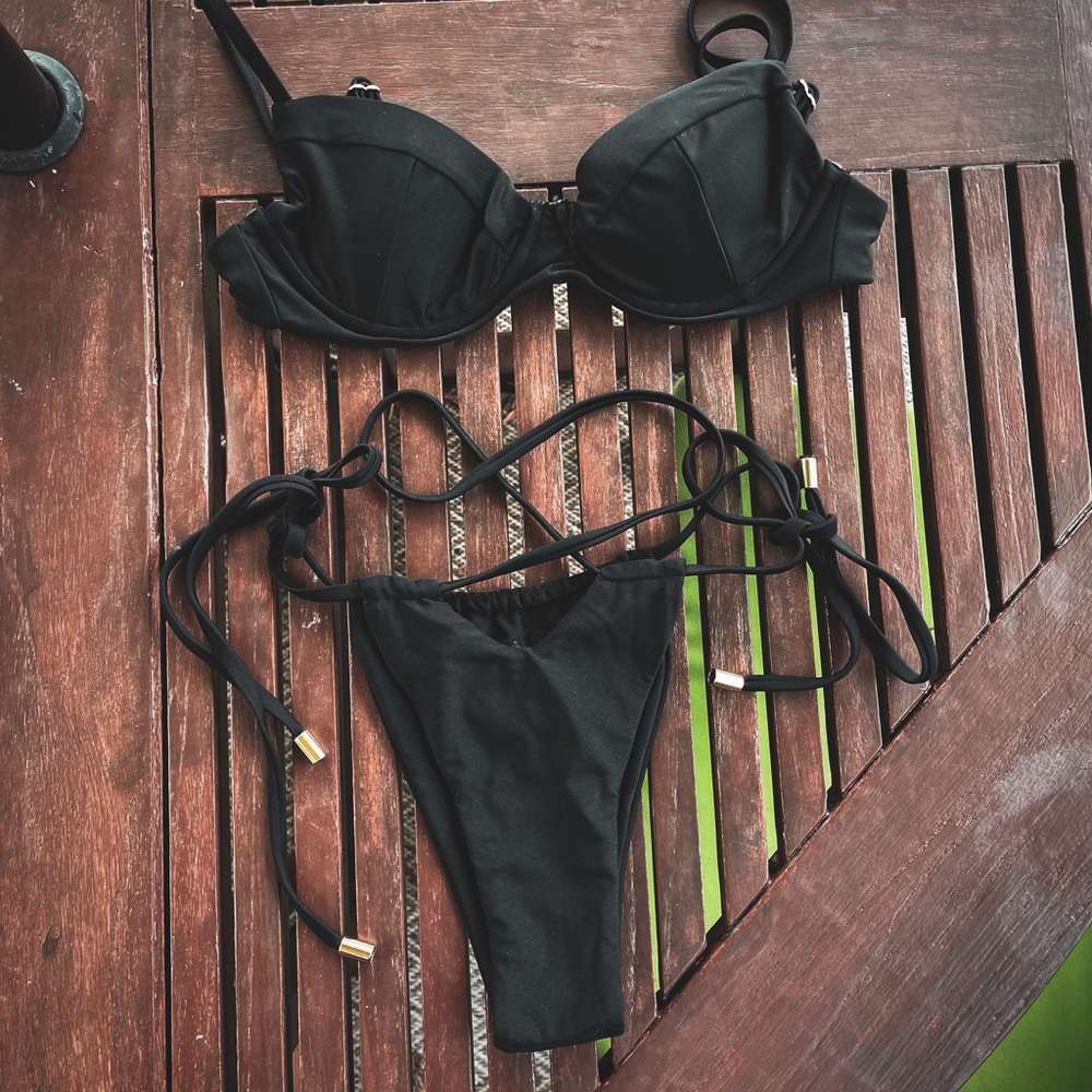 Black sexy little bikini